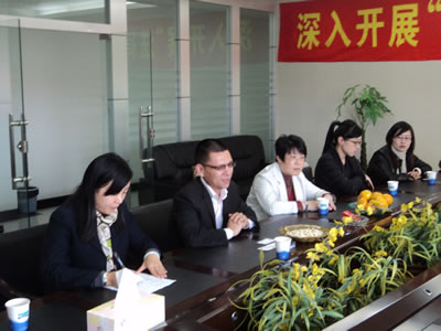 �Ϻ������y�T�S�����L������˾����
����(li��n)�I(l��ng)��(d��o)�R����I(y��)��(d��ng)ǰ��r