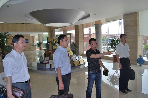 �й��ζ��^(q��)ί�y(t��ng)��(zh��n)�������L���^(q��)�y(t��ng)��(zh��n)���C(j��)�P(gu��n)�h��֧��ӛ������ͬ־���Ϻ������y�T�Sҕ�칤�����D 3��