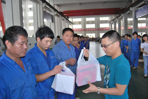 �����hί��ӛ�������L����ο���������a(ch��n)һ���T��