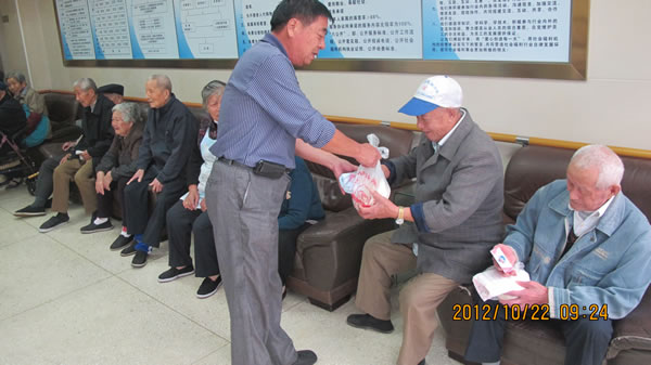 �Ϻ������y�T(m��n)�S�����F(tu��n)�����޹�˾�h֧���ɆT�ҵ���ͬ־���Aͤ����Ժ�����˂��l(f��)�Ź�(ji��)�նYƷ