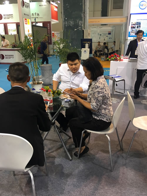 �ҹ�˾��չ 2016 �Ϻ���(gu��)�H������偠t�������|(zh��)��չ���D6��