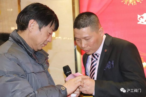 ������Ȫ��骄��1��