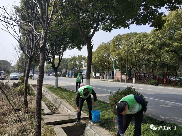 滬工閥門3.5雷鋒學(xué)習(xí)日文明志愿活動(圖2)