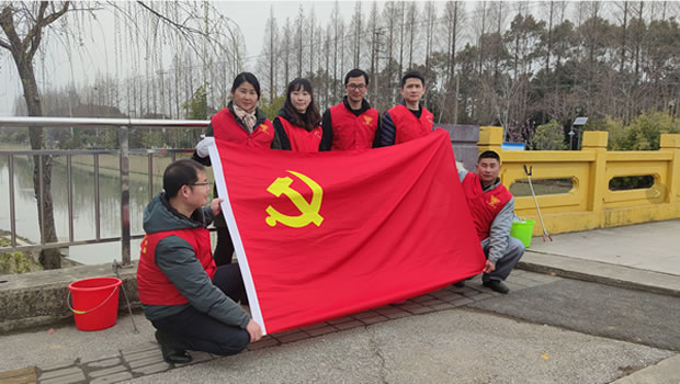 上海滬工閥門(mén)廠(chǎng)向雷鋒同志學(xué)習(xí)活動(dòng)圖片1